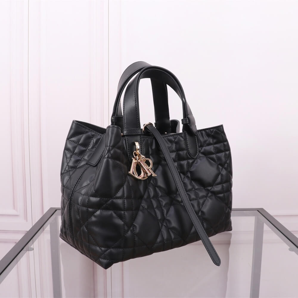 medium D*or toujours bag