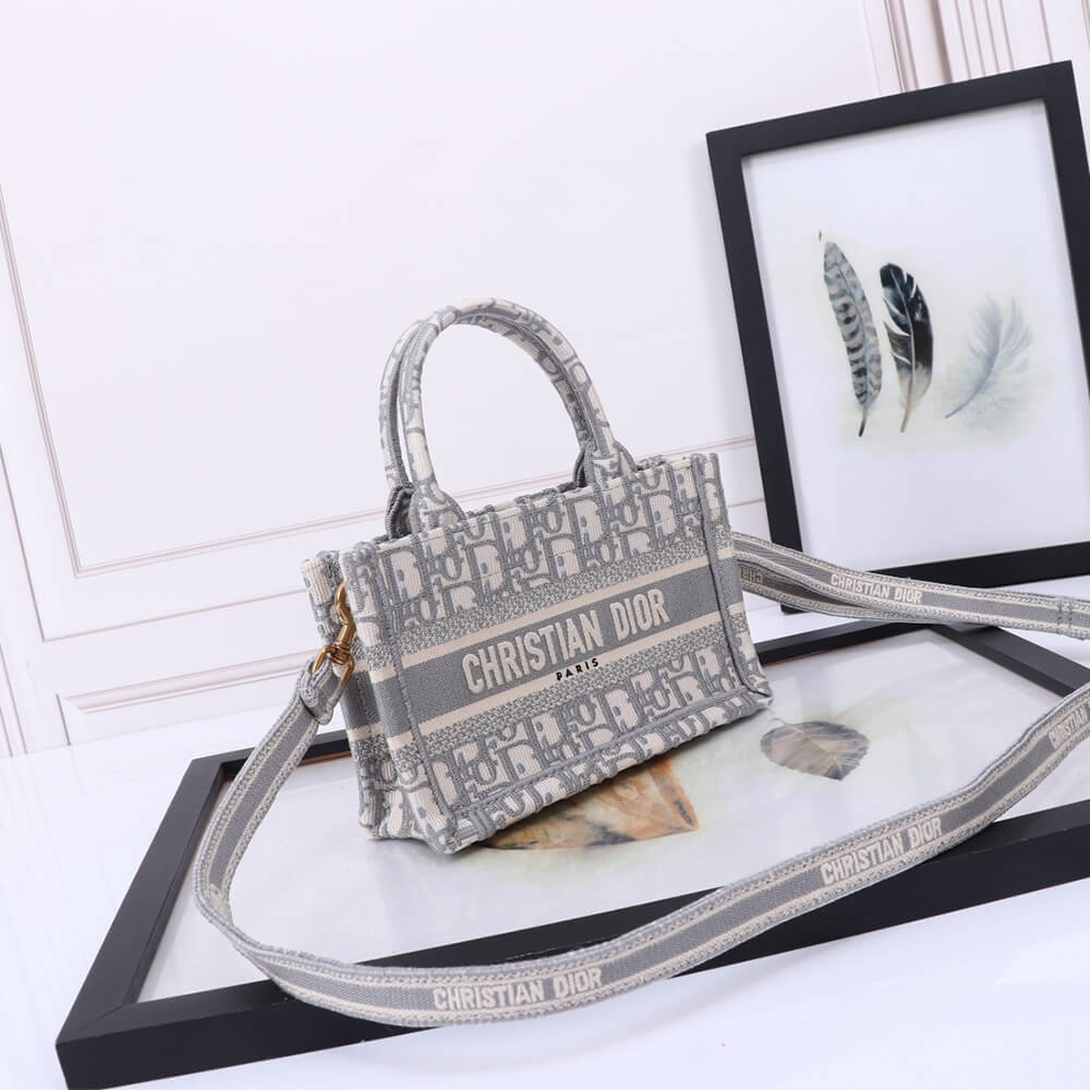 mini D*or book tote