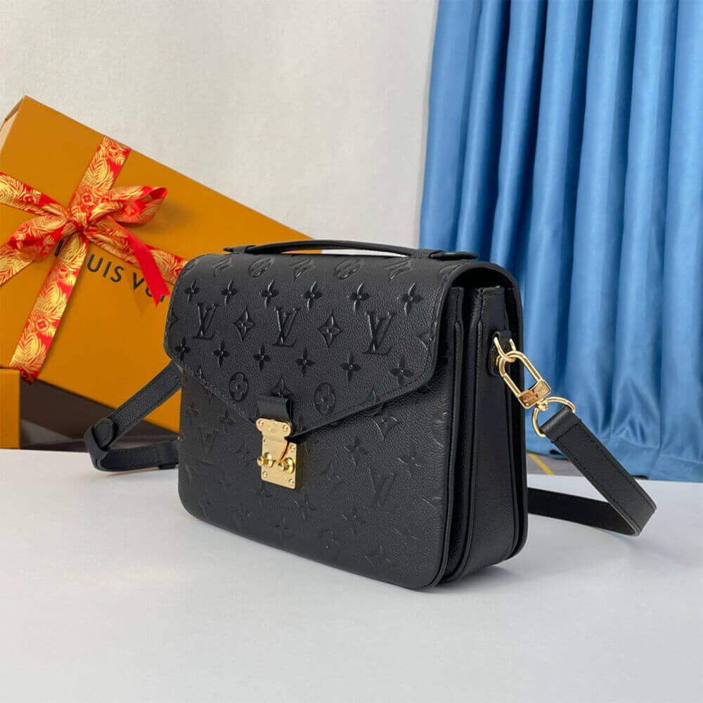 LV Pochette Métis