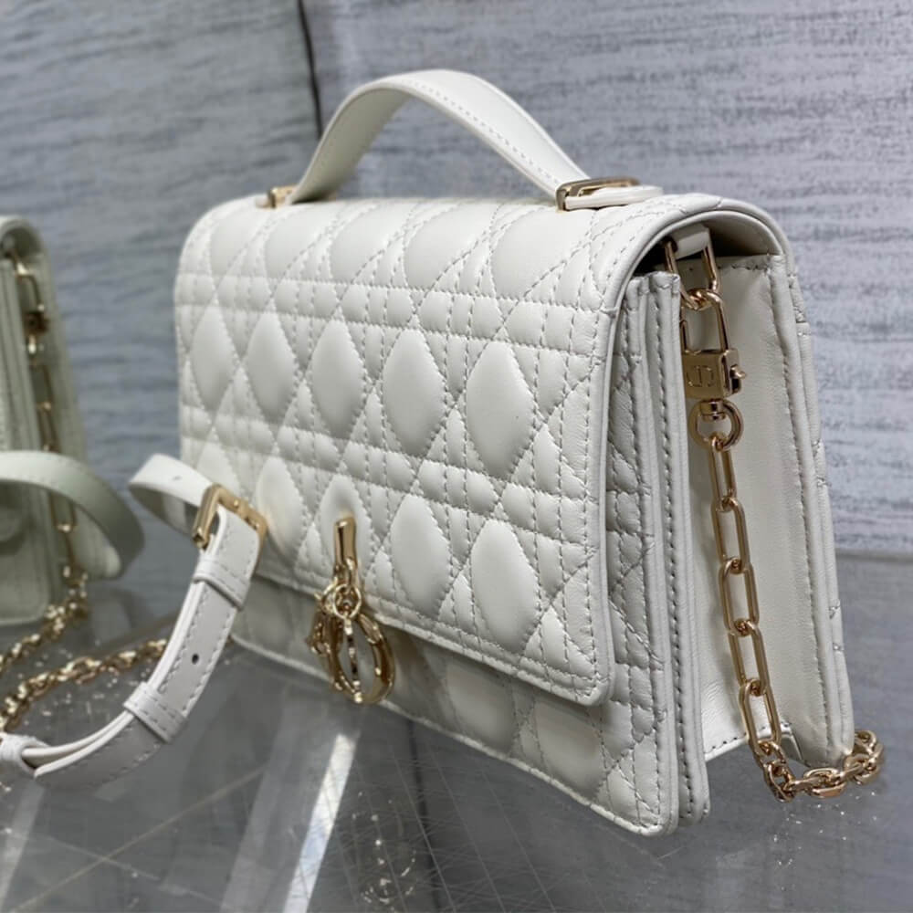miss D*or top handle bag