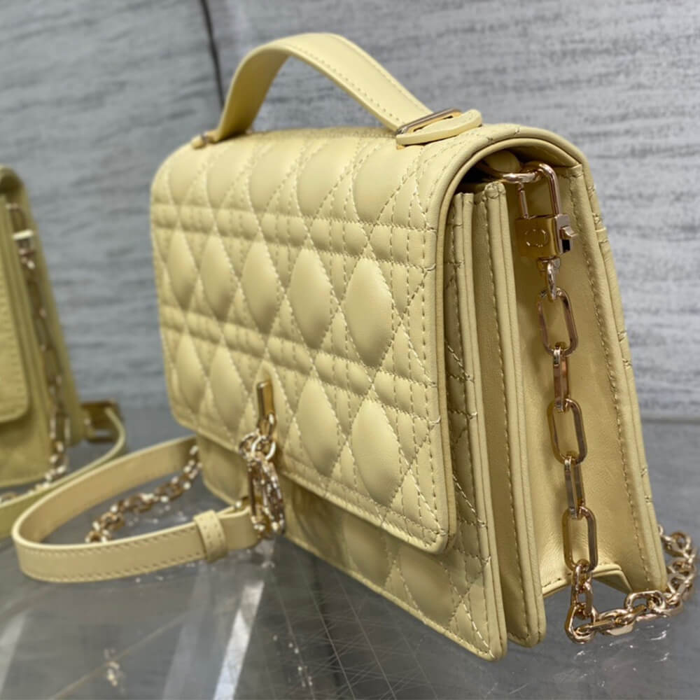 miss D*or top handle bag