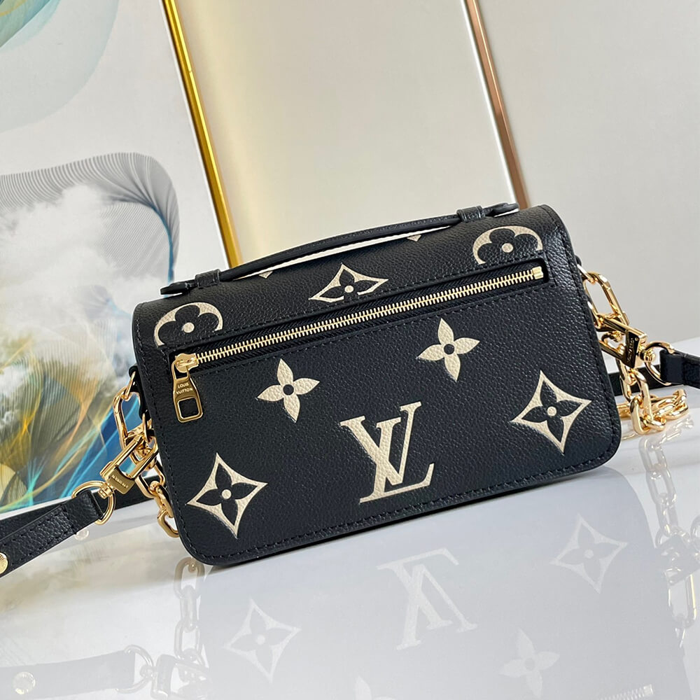 LV Pochette Métis East West