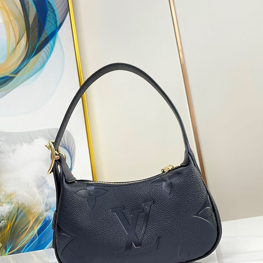 LV Mini Moon