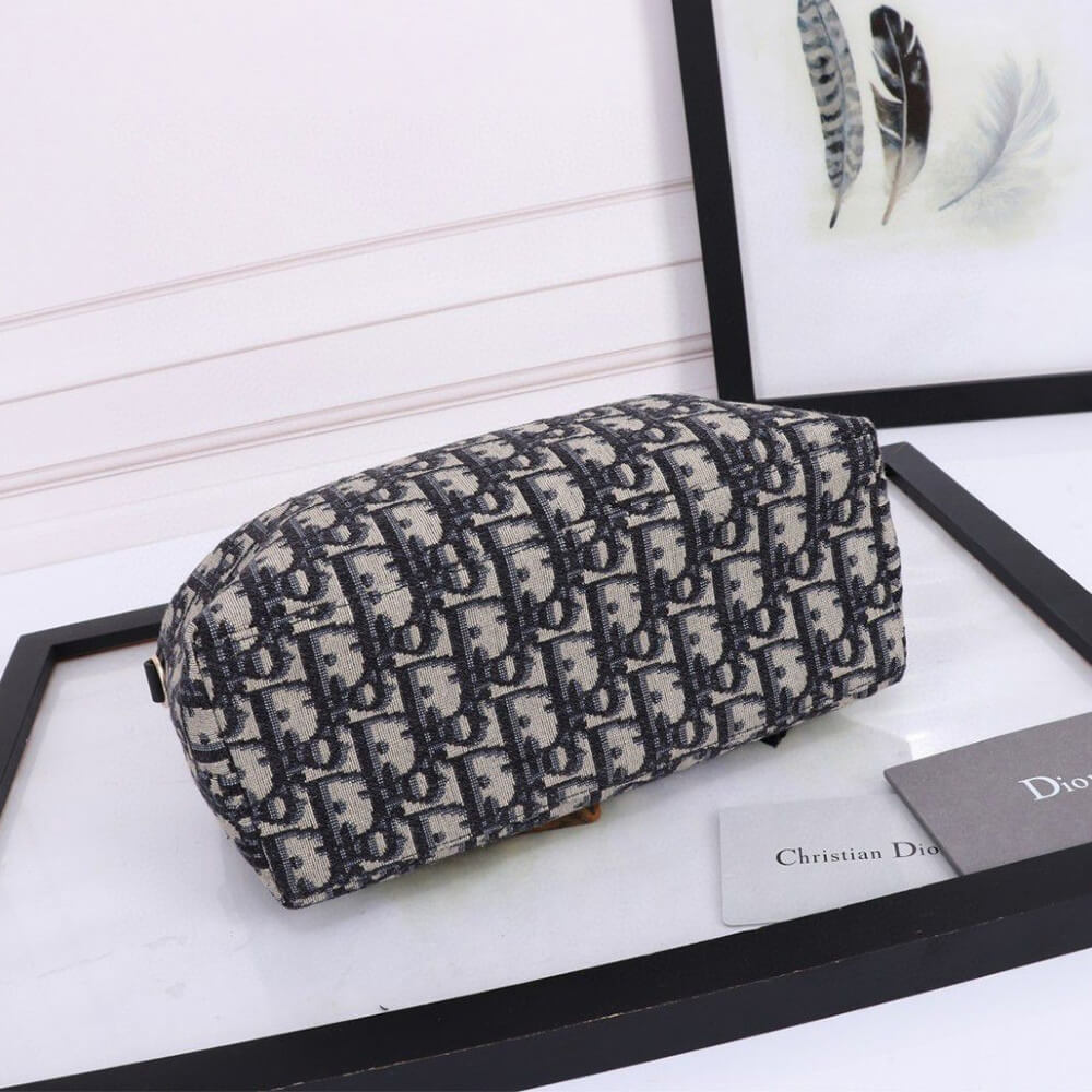 medium D*ortravel nomad pouch