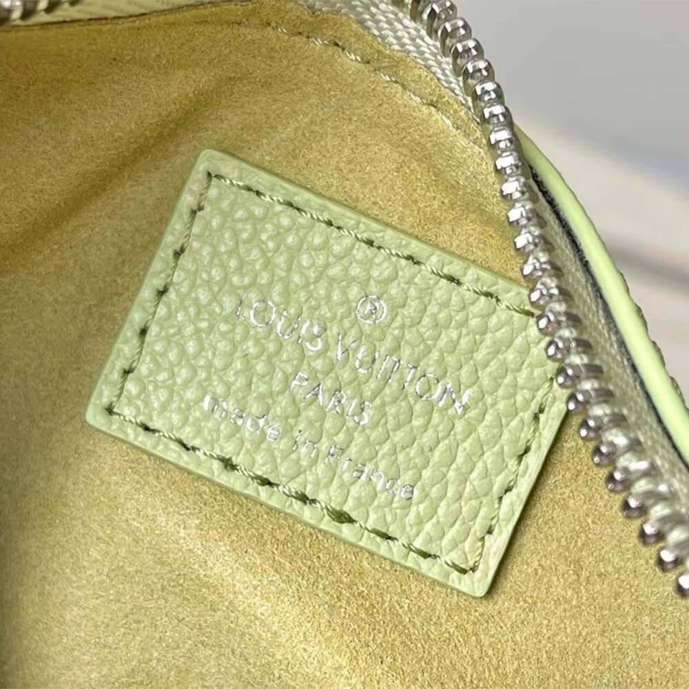 LV Mini Moon