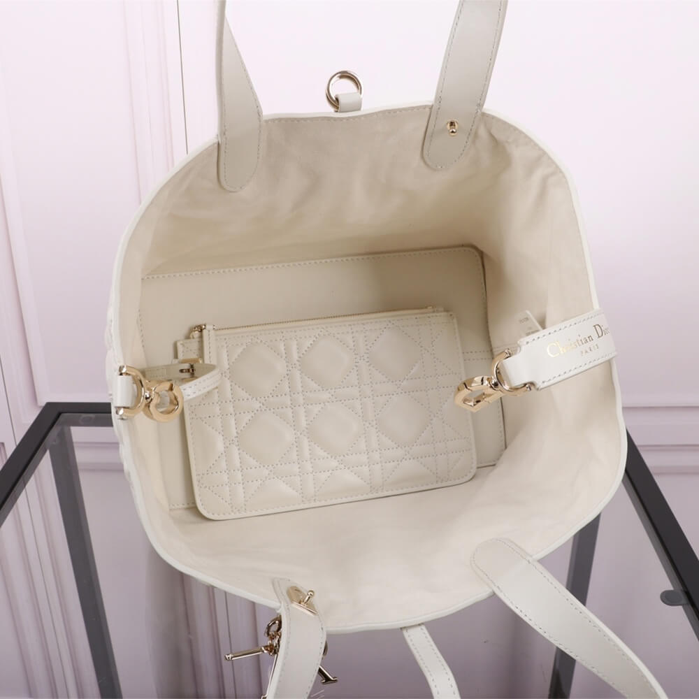 medium D*or toujours bag
