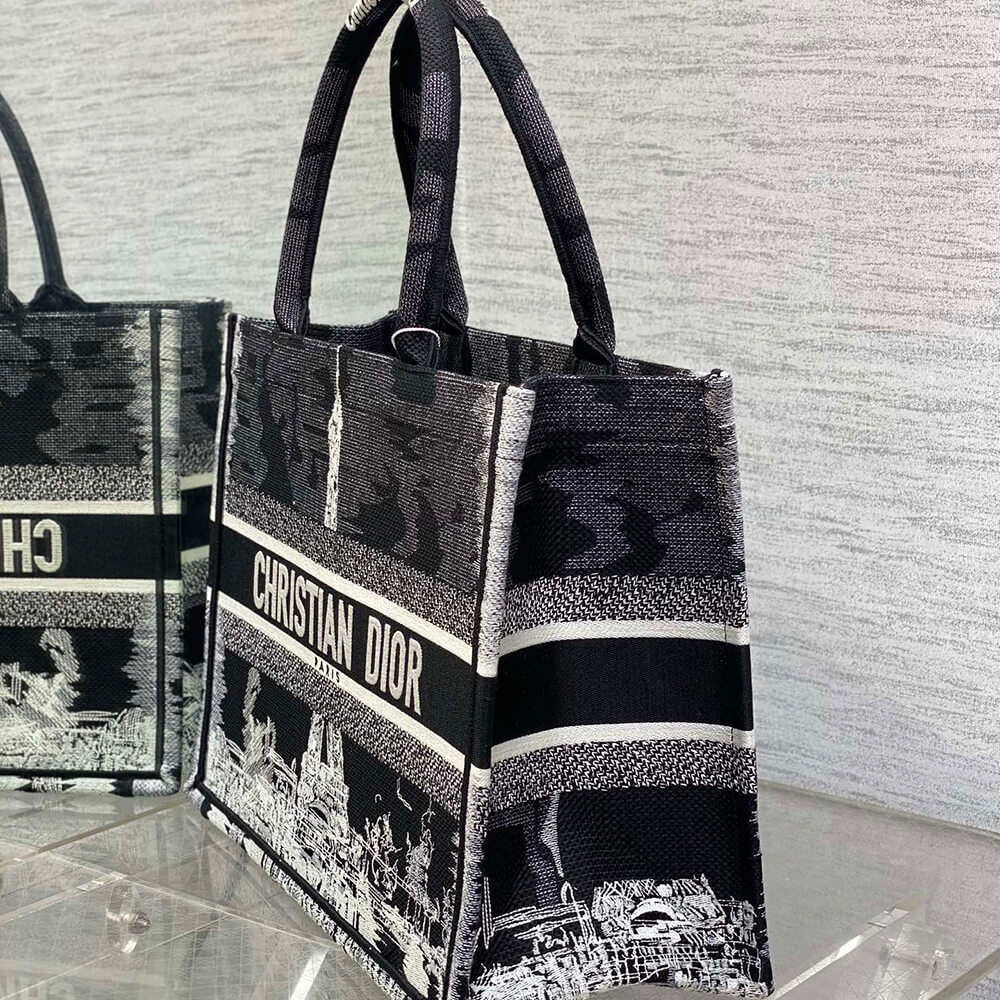medium D*or book tote