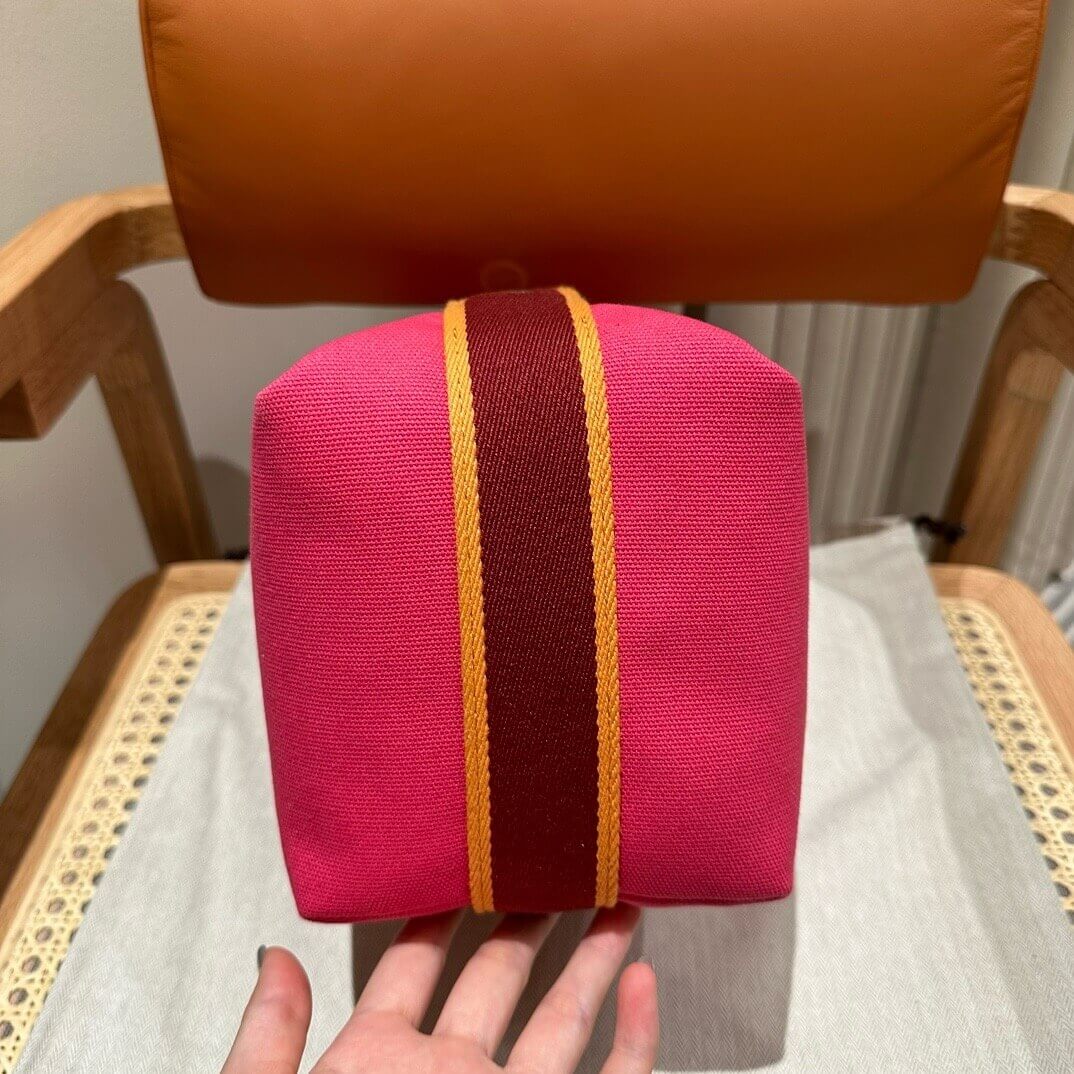 H**mes toiletery bag