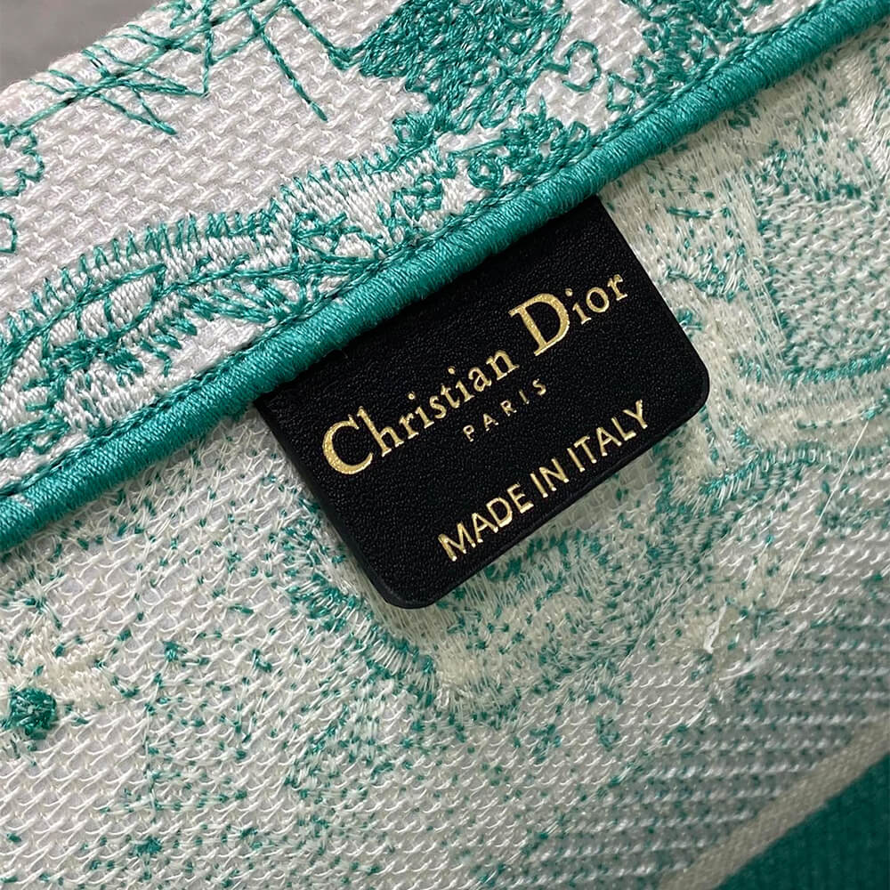 medium D*oriviera D*or book tote