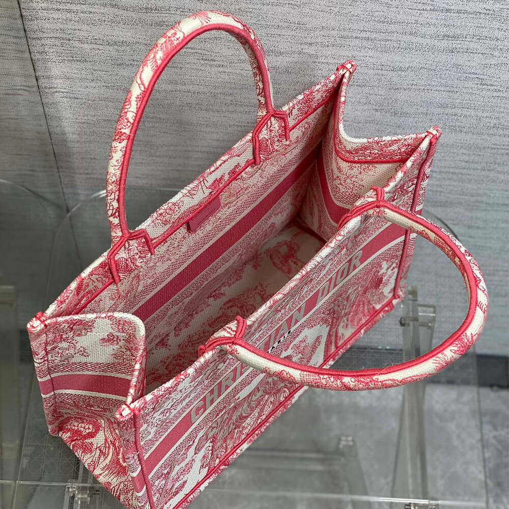 medium D*oriviera D*or book tote