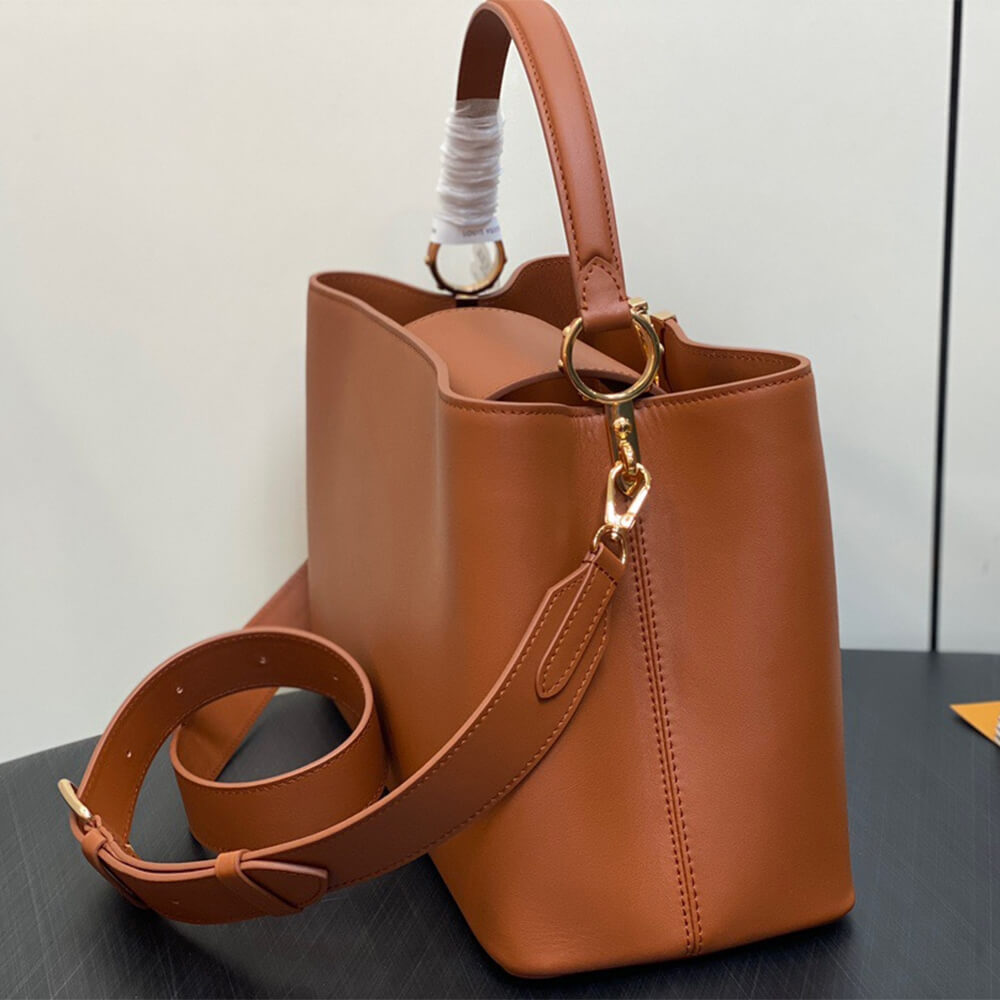 LV Capucines GM Souple