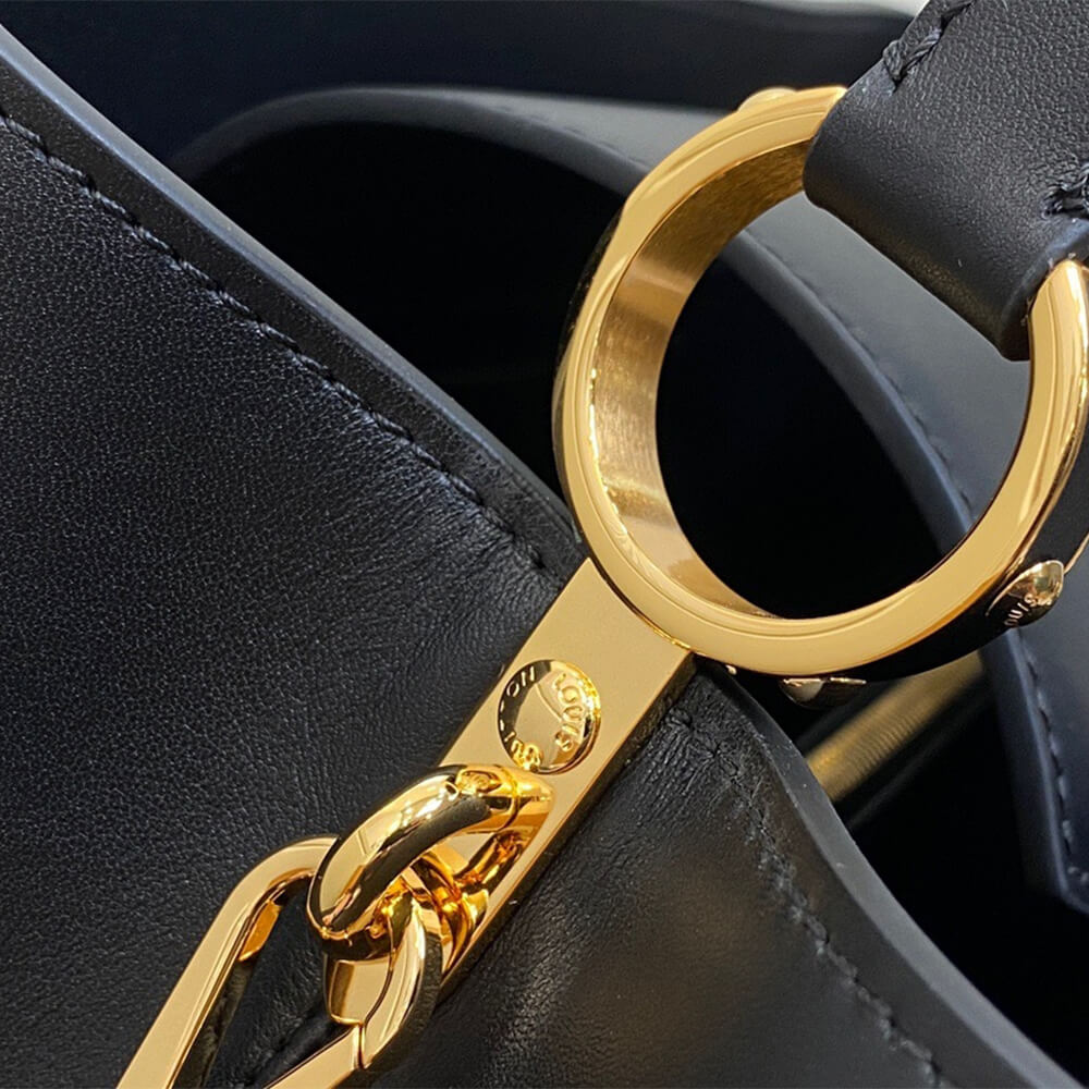 LV Capucines GM Souple