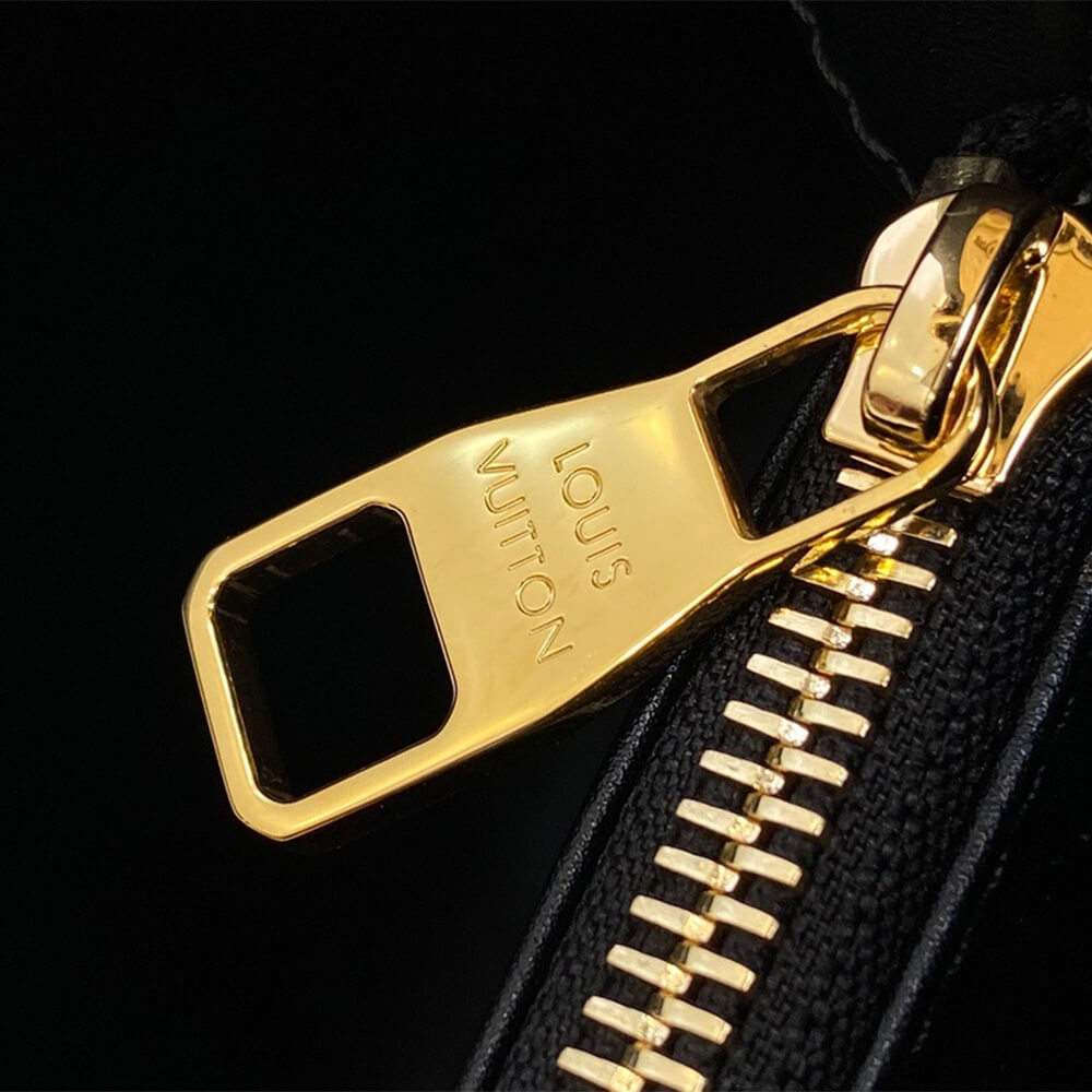 LV Capucines GM Souple