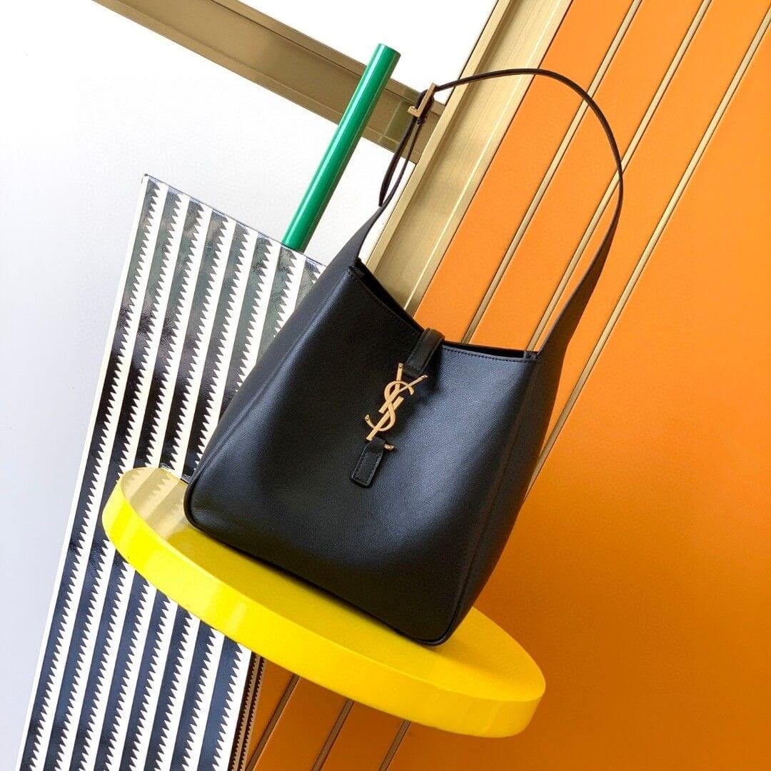 ysl le 5 À 7 S*pple small in grained leather