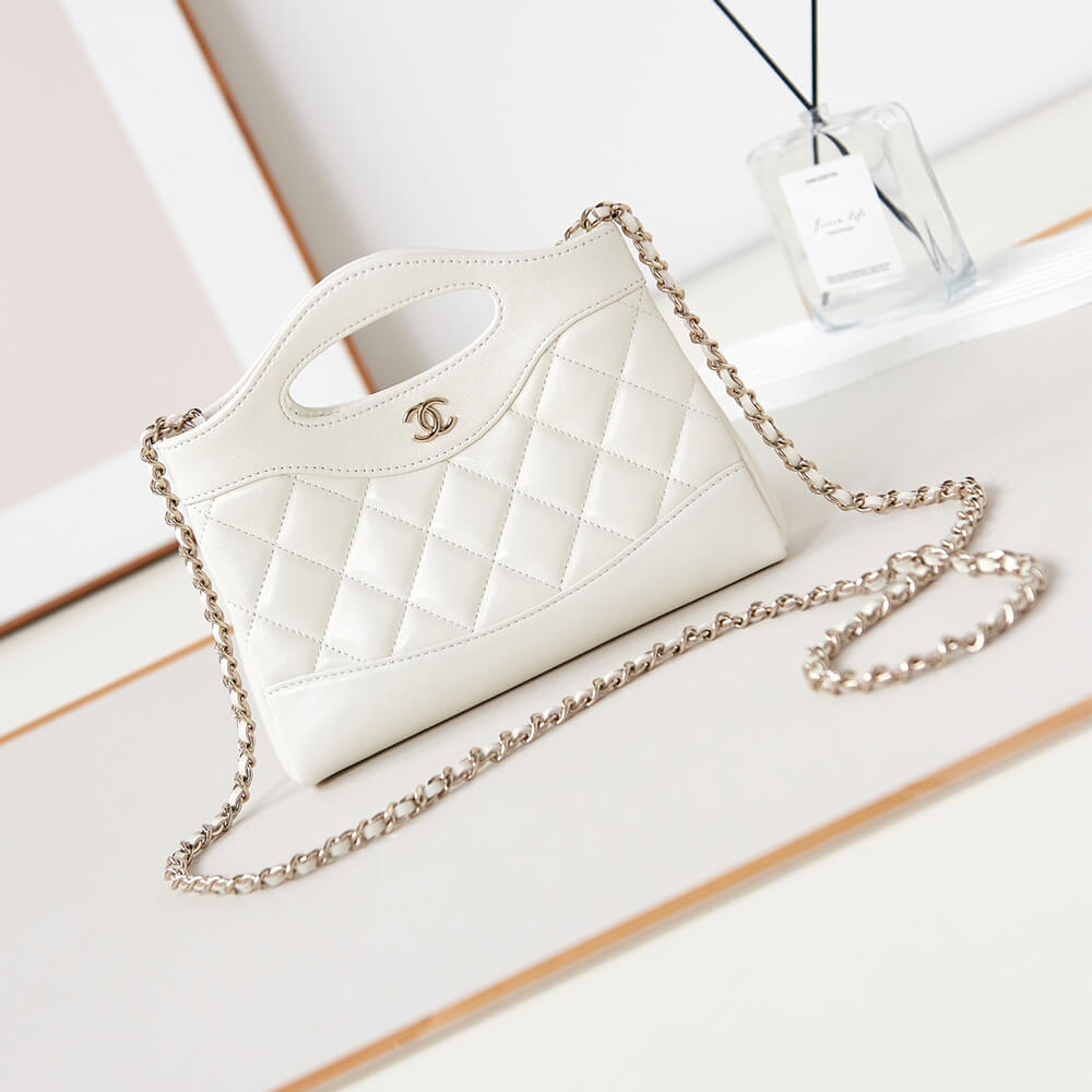 Ch*el 31 nano bag