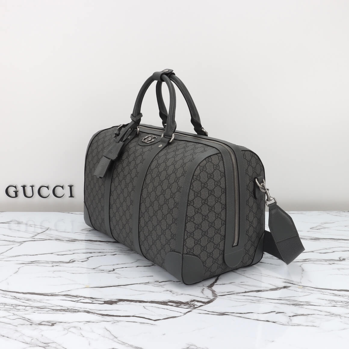 G*u*i savoy medium duffle bag