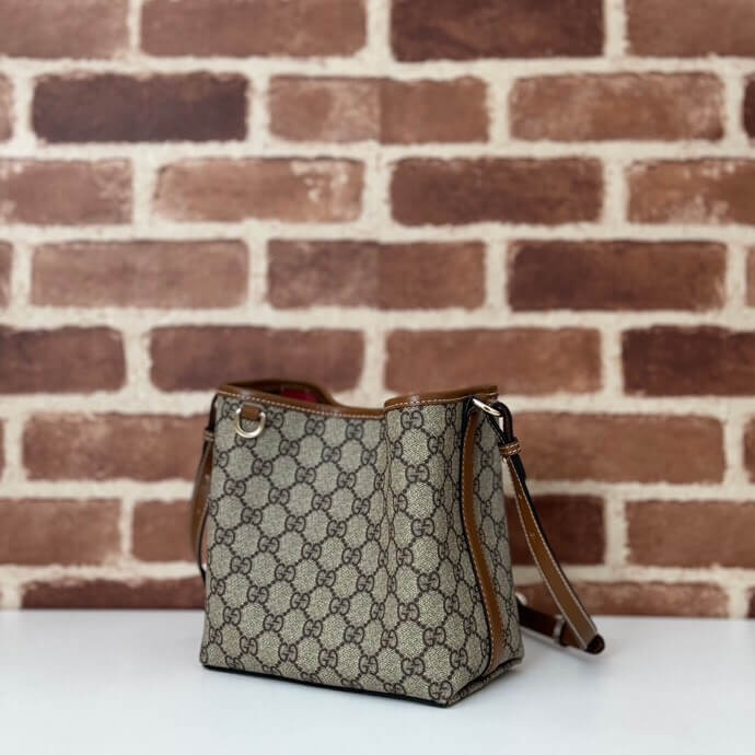 GG Emblem mini bucket bag