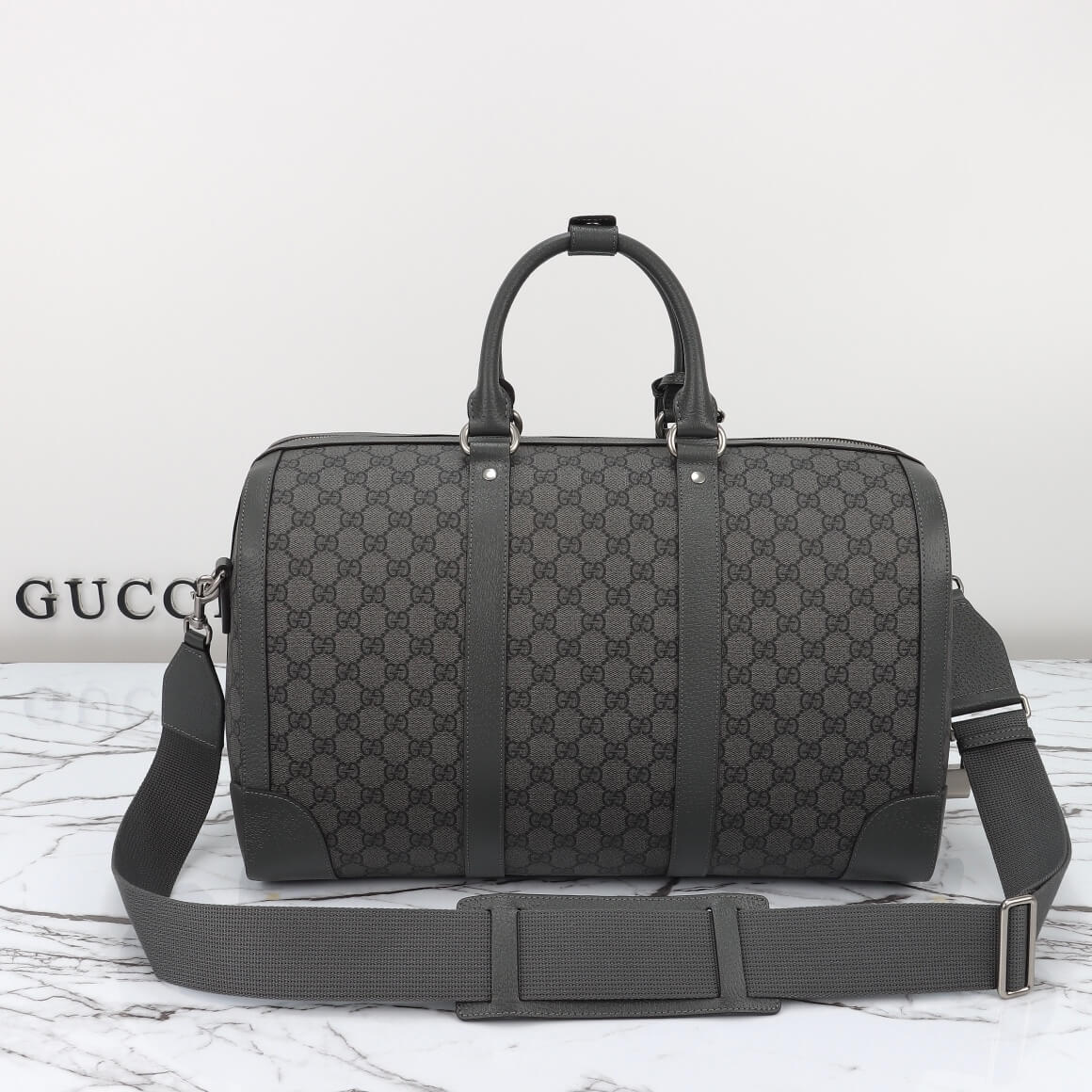 G*u*i savoy medium duffle bag