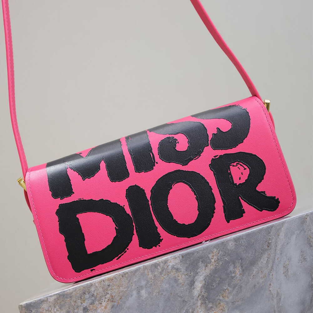 miss D*or flap bag