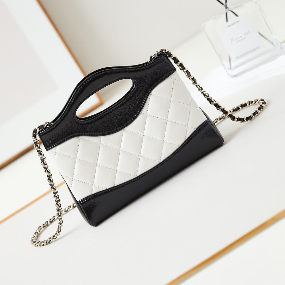 Ch*el 31 nano bag