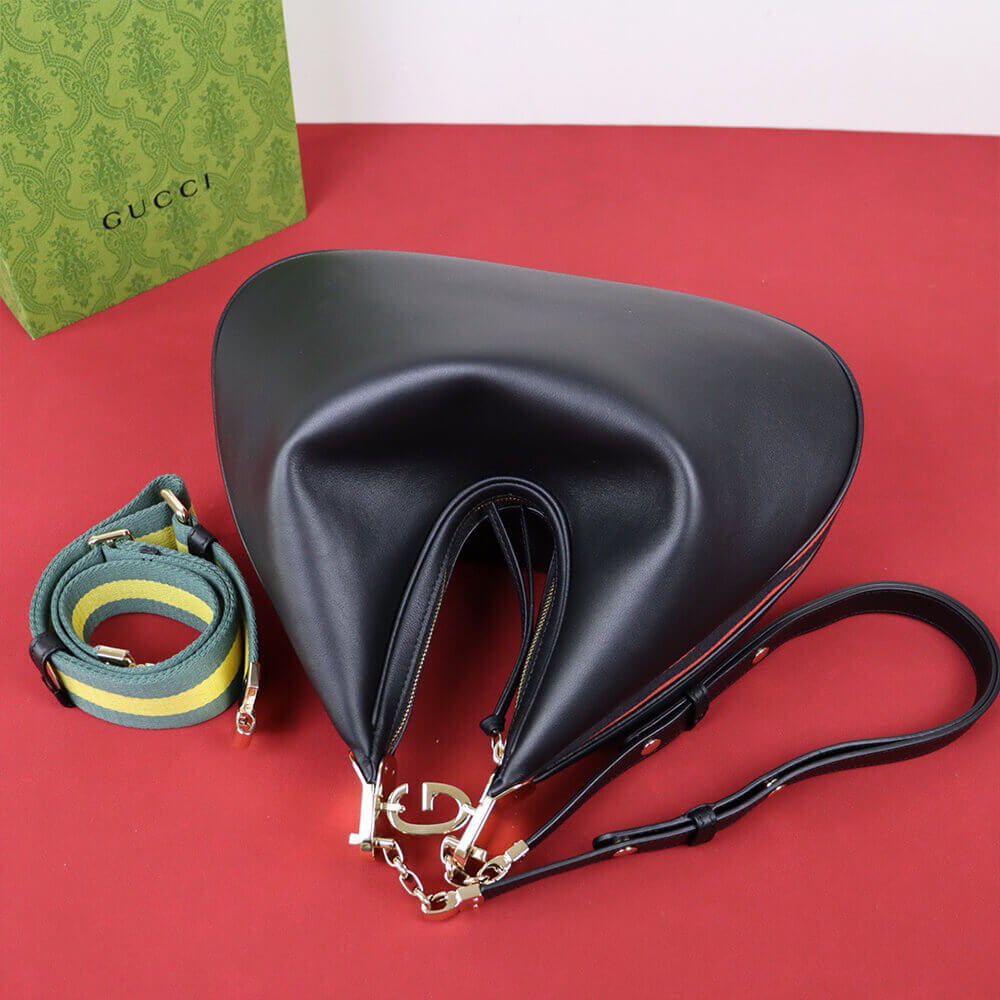 G*u*i attache large shoulder bag