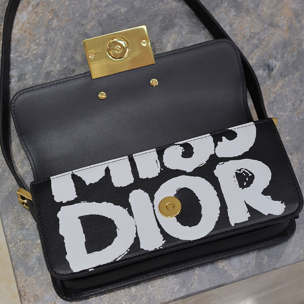 miss D*or flap bag