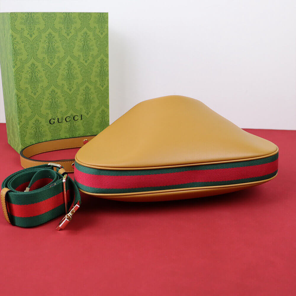 G*u*i attache large shoulder bag