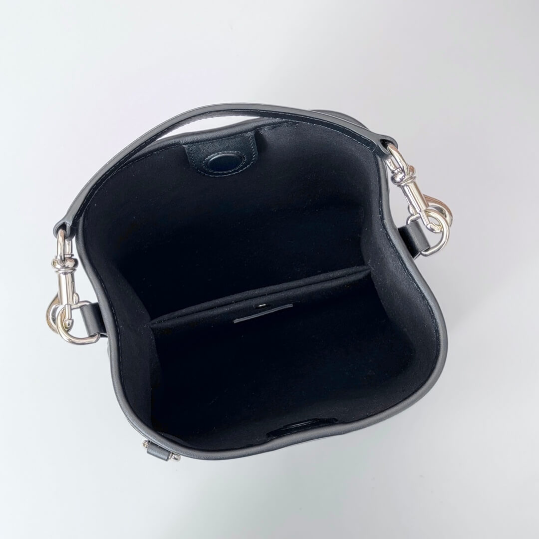 GG Emblem mini bucket bag