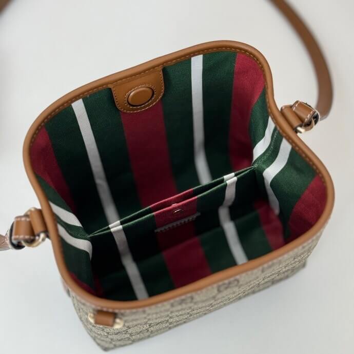 GG Emblem mini bucket bag