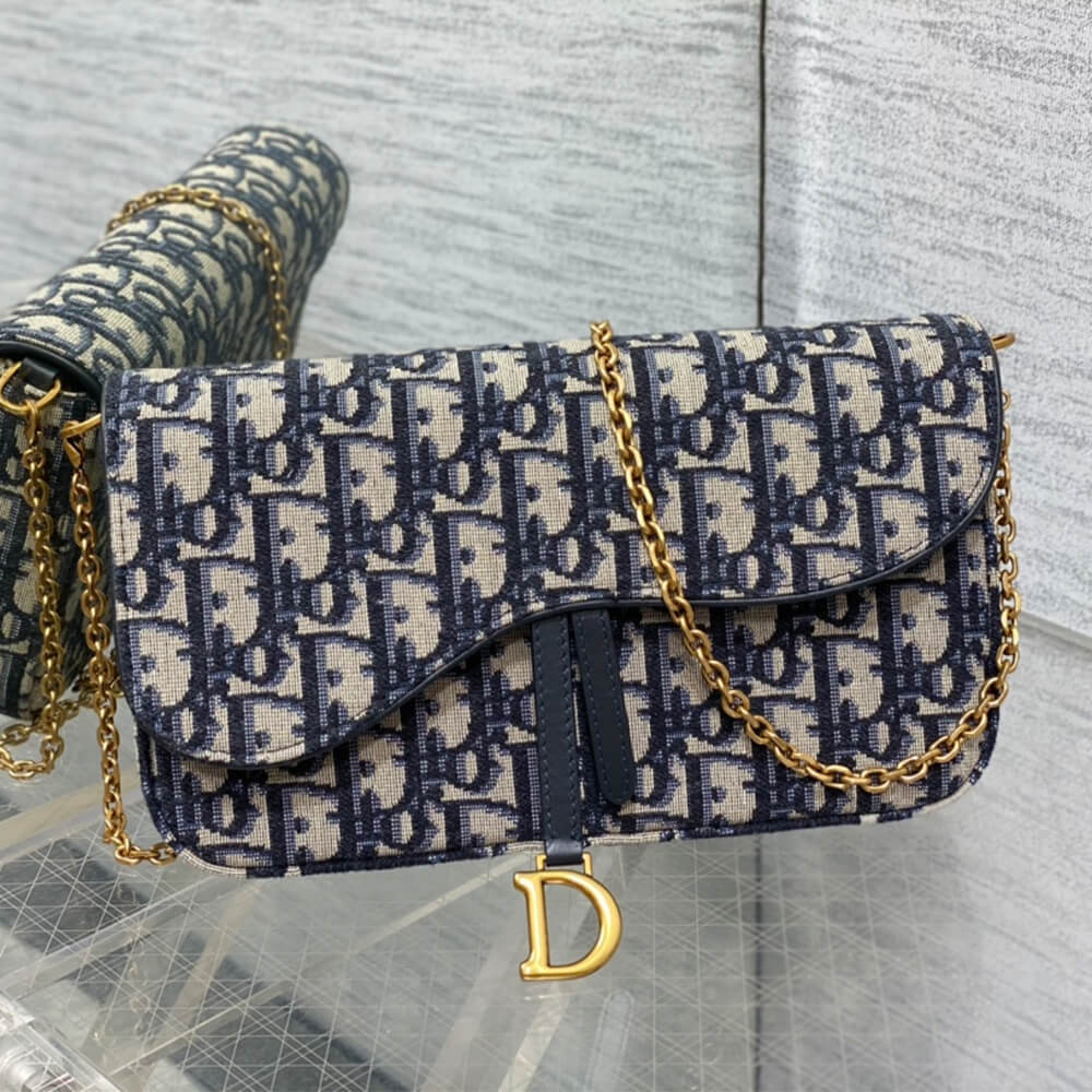 D*or saddle pouch with chain