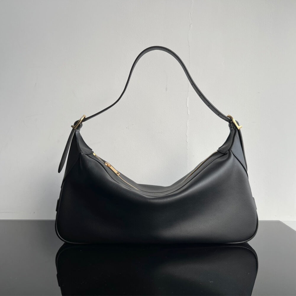 Ce**e romy medium bag in soft calfskin