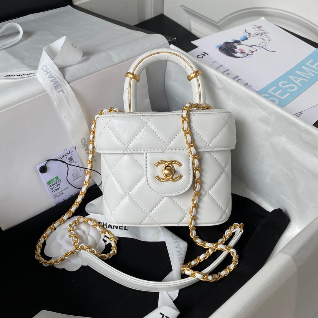 Ch*el 23s handle cosmetic bag(high-end grade)