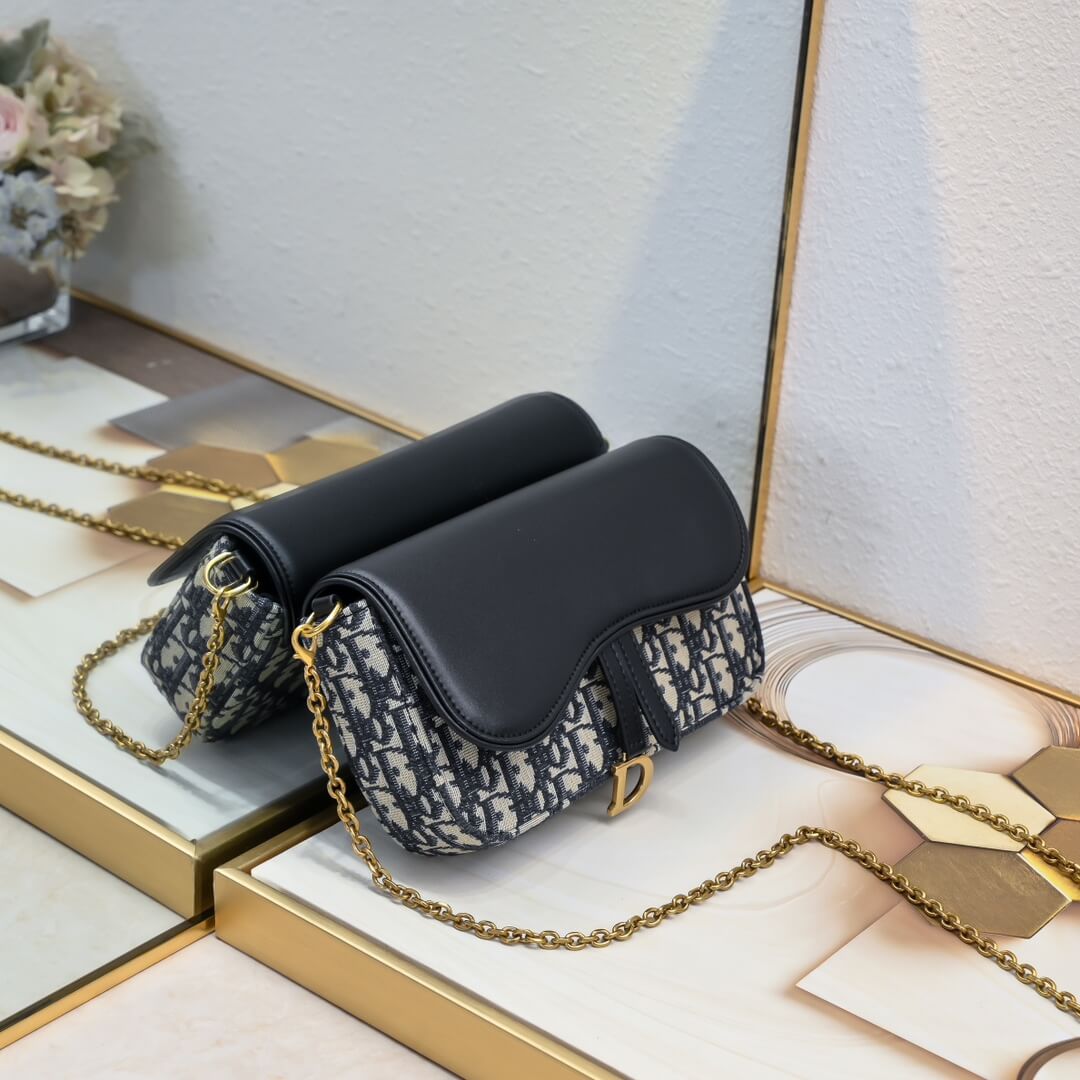 D*or saddle pouch with chain