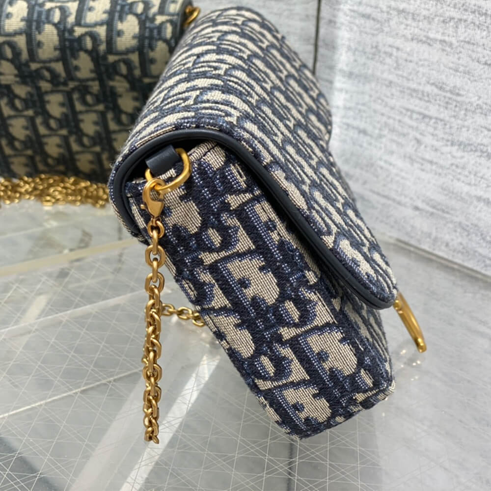 D*or saddle pouch with chain
