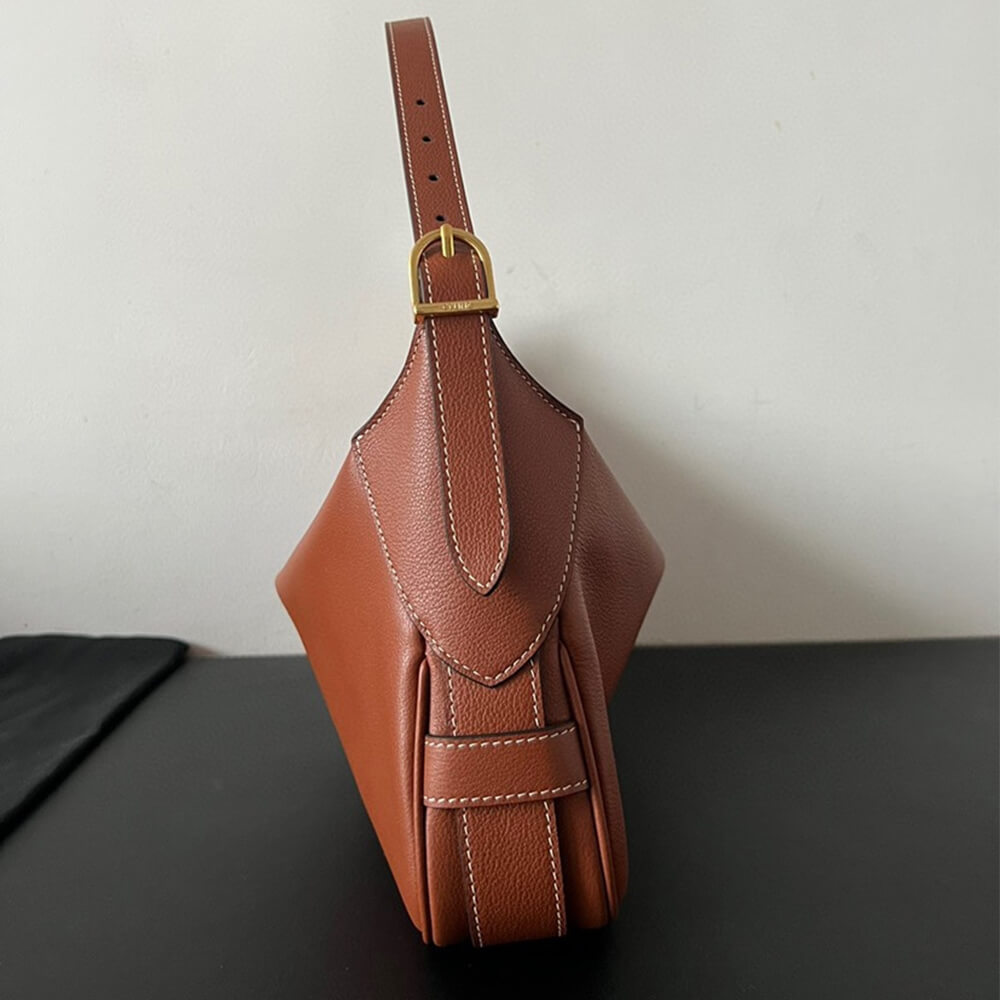 Ce**e romy medium bag in soft calfskin