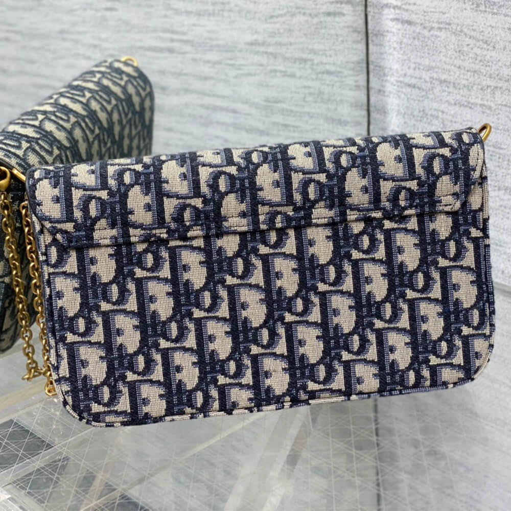 D*or saddle pouch with chain