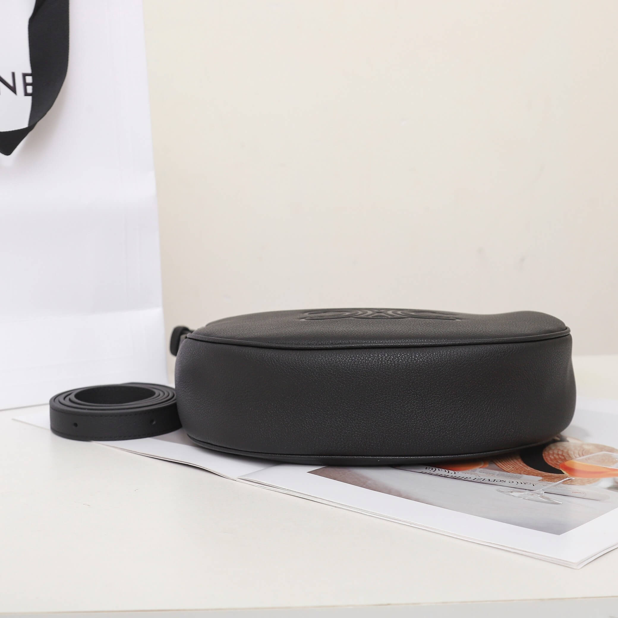 Ce**e heloÏse triomphe small bag in soft calfskin