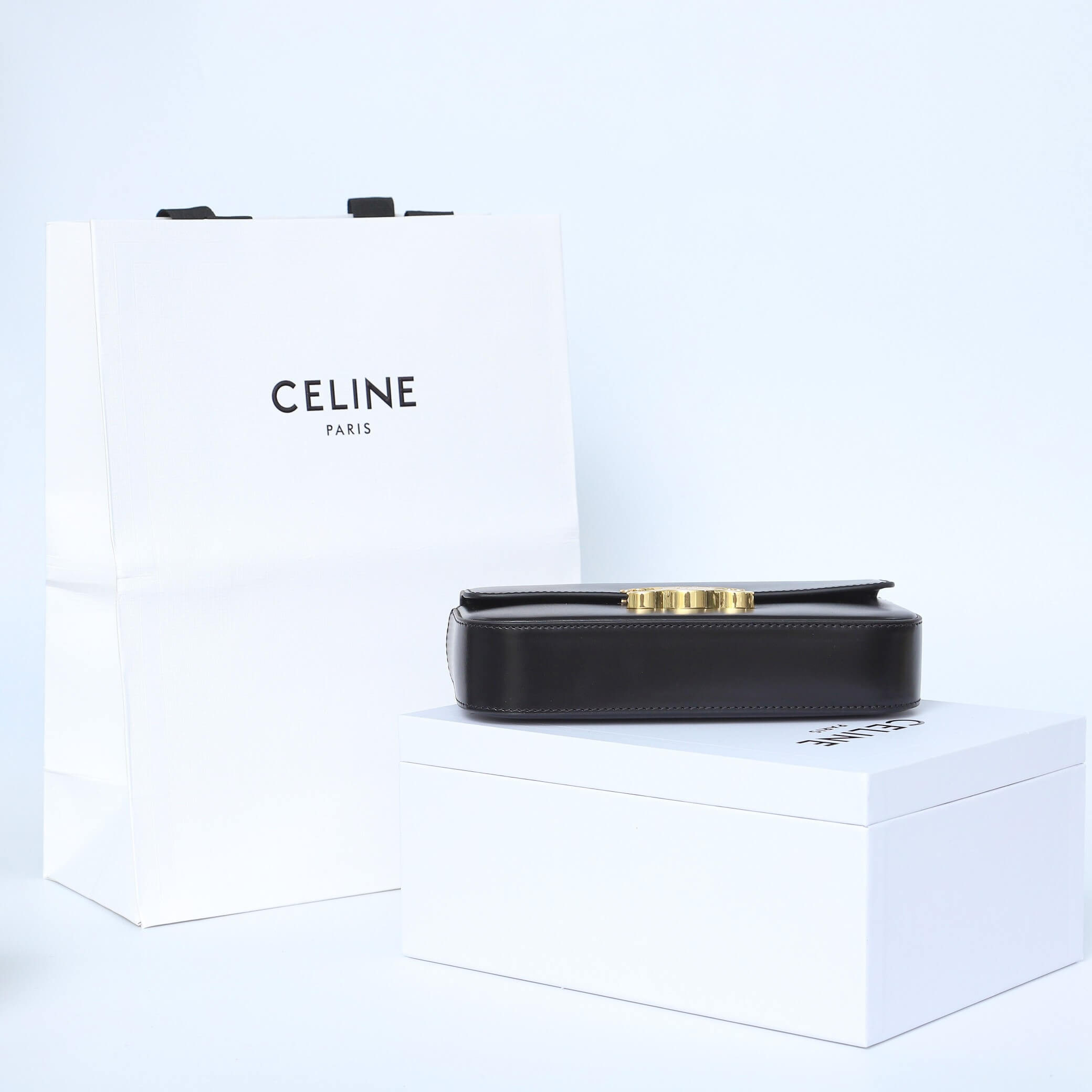 Ce**e claude shiny cowhide leather chain shoulder bag