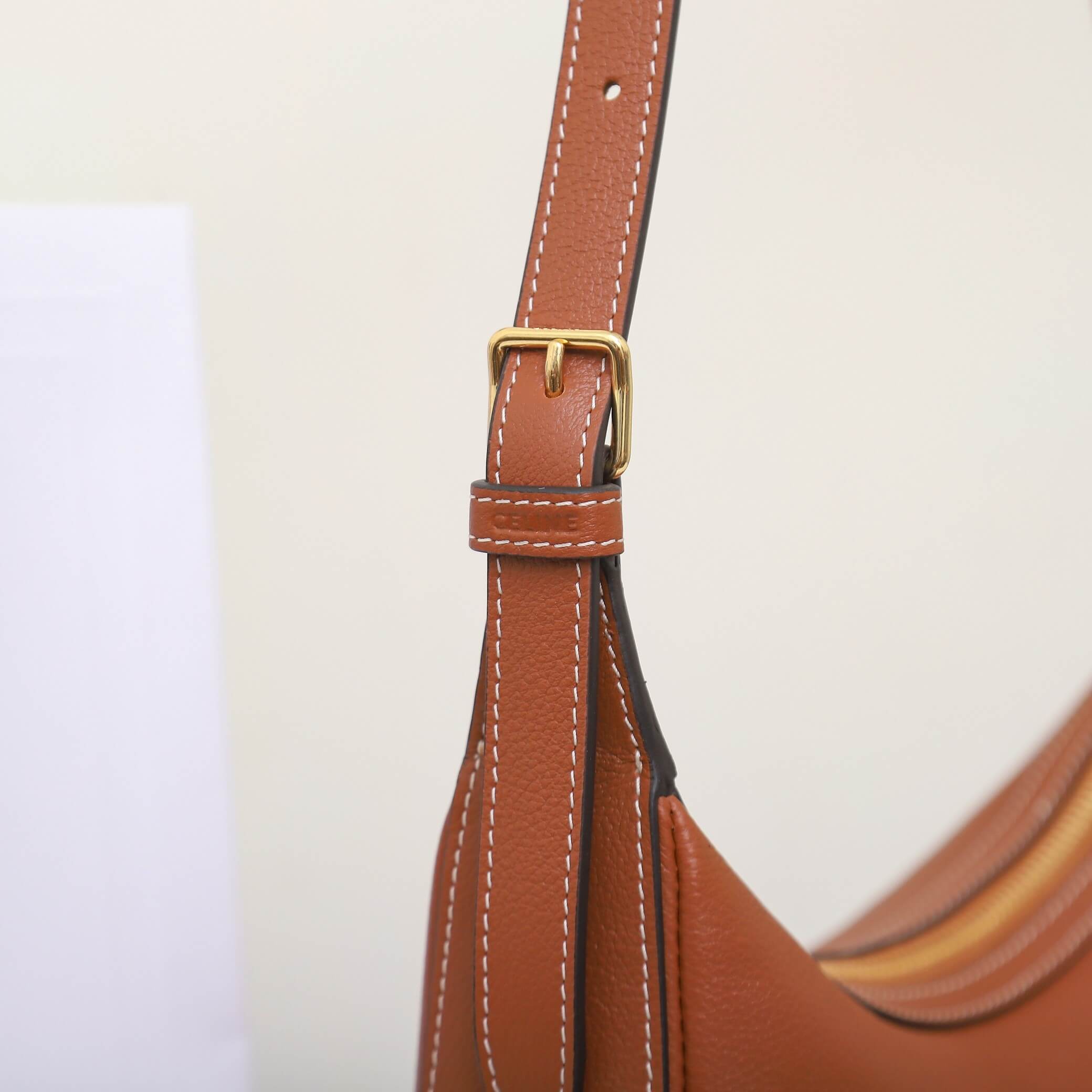 Ce**e heloÏse triomphe small bag in soft calfskin