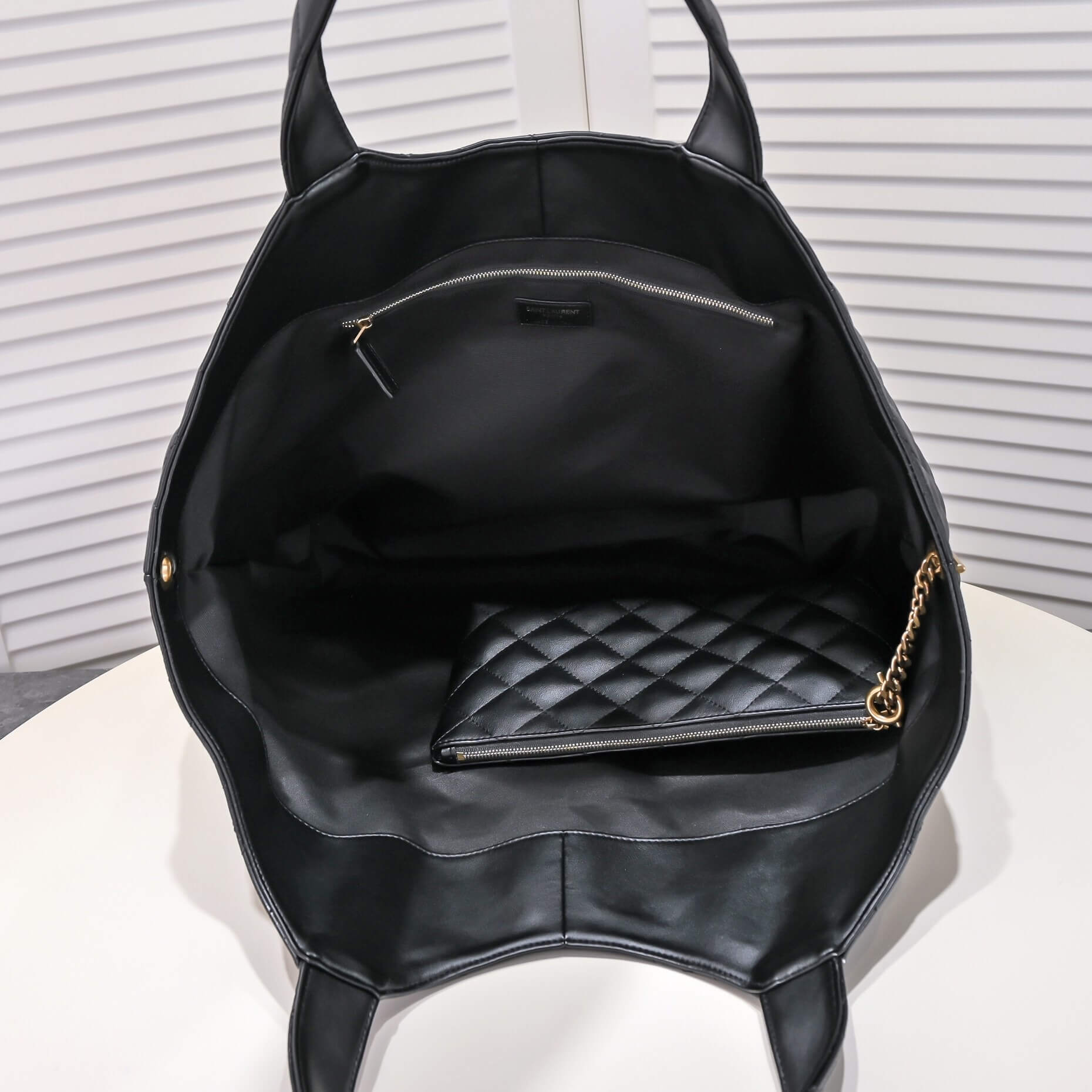 YSL Icare quilted lambskin oversized shopping bag(High-end grade)