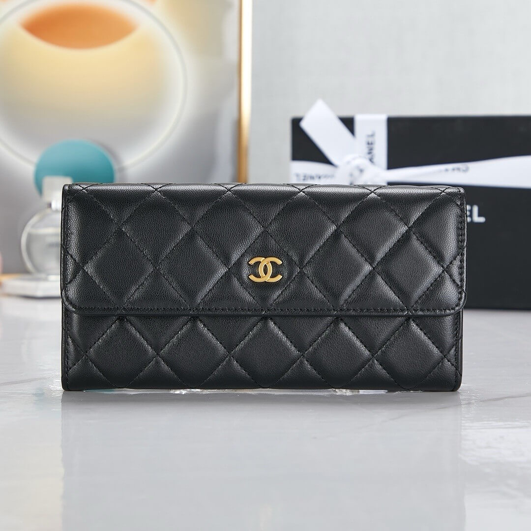 Ch*el classic long wallet