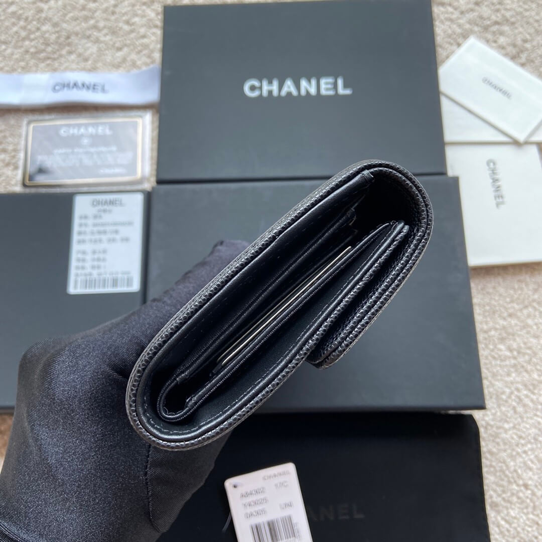 Ch*el boy long wallet