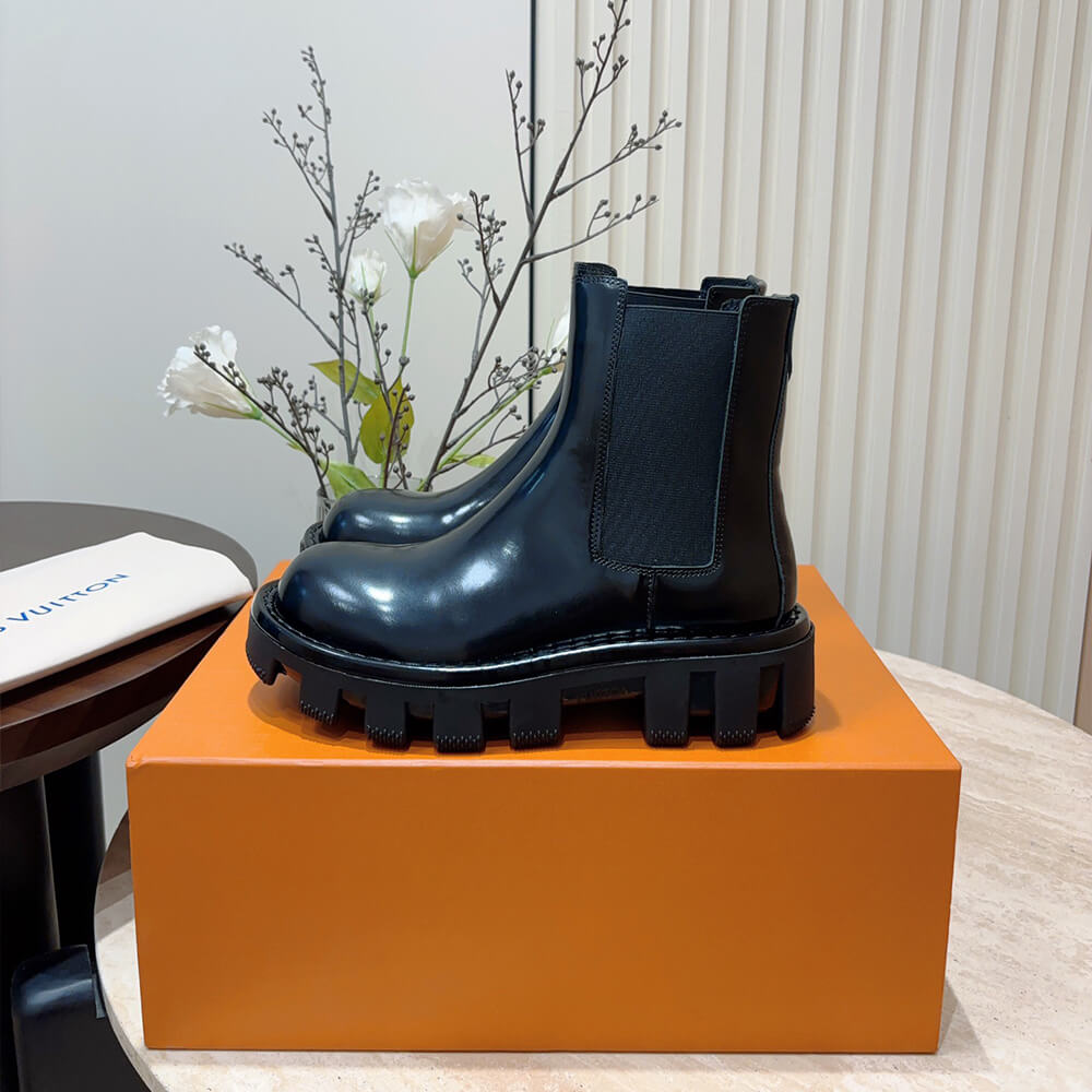 LV Checker Chelsea Boot