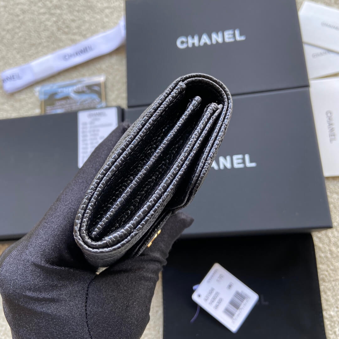 Ch*el classic small flap wallet