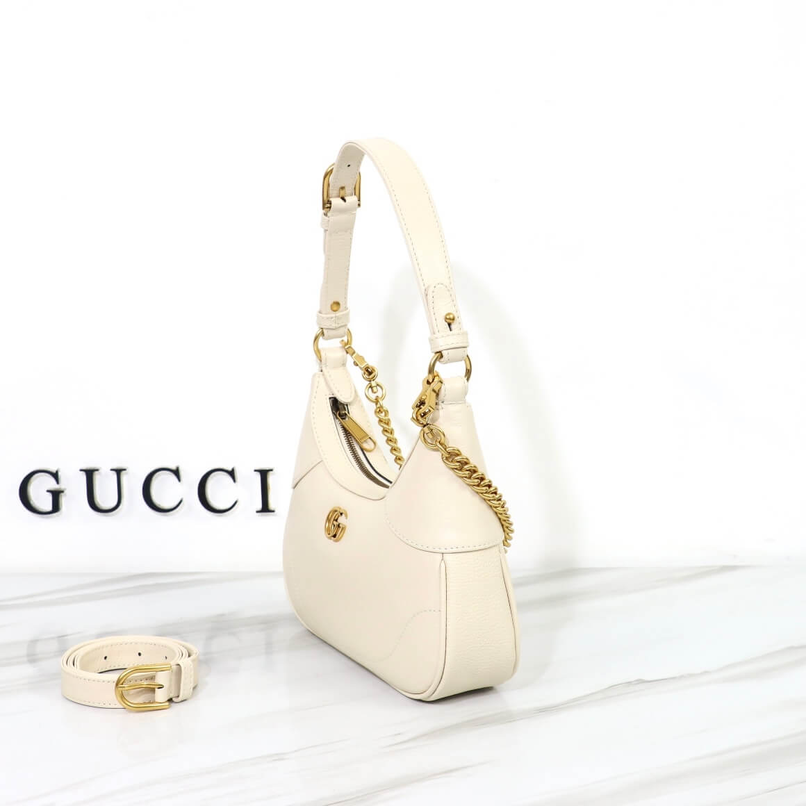 G*u*i aphrodite small shoulder bag