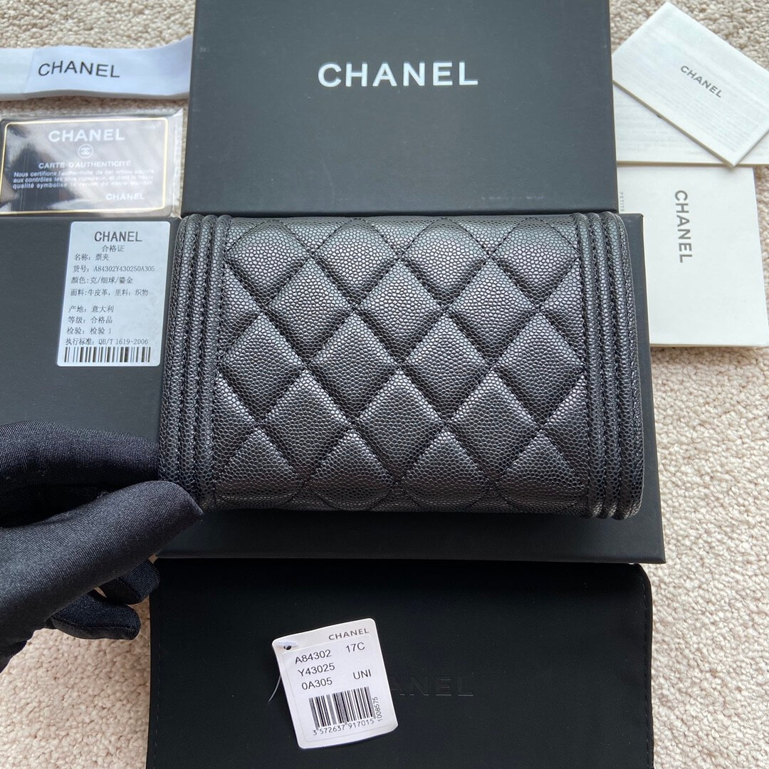Ch*el boy long wallet