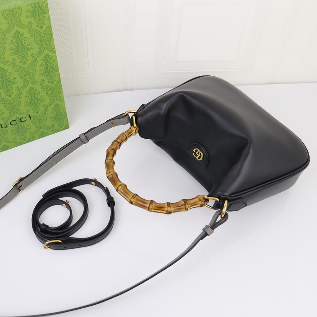 G*u*i diana medium shoulder bag