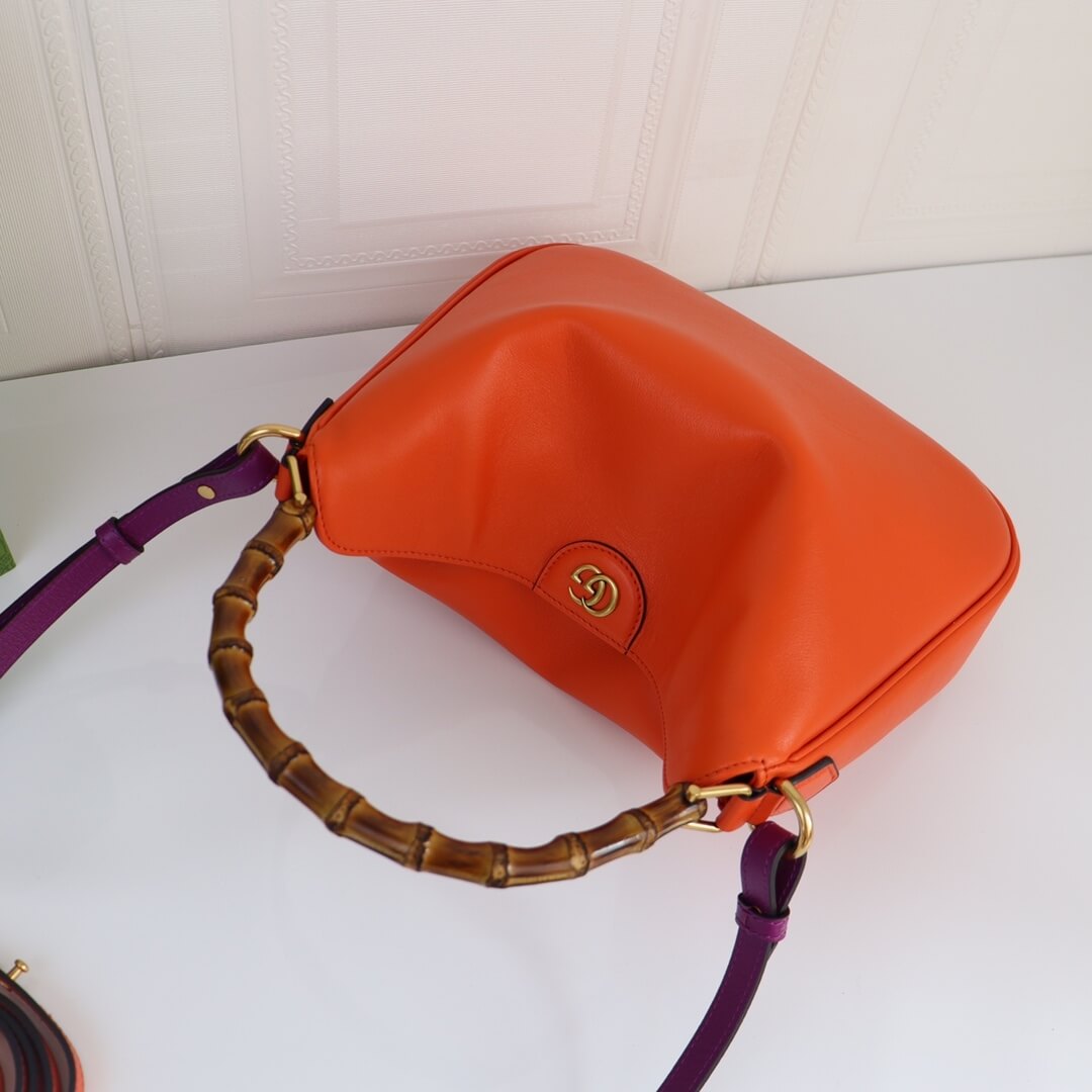 G*u*i diana medium shoulder bag