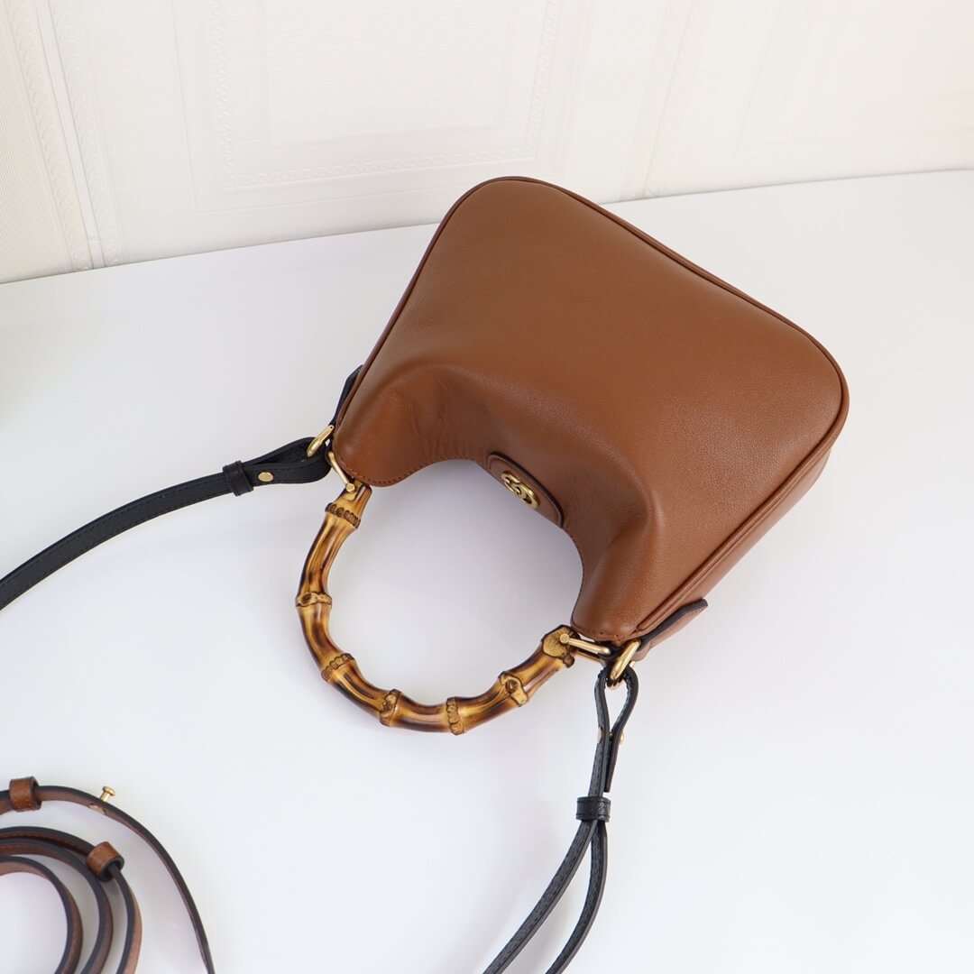 G*u*i diana bamboo small shoulder bag