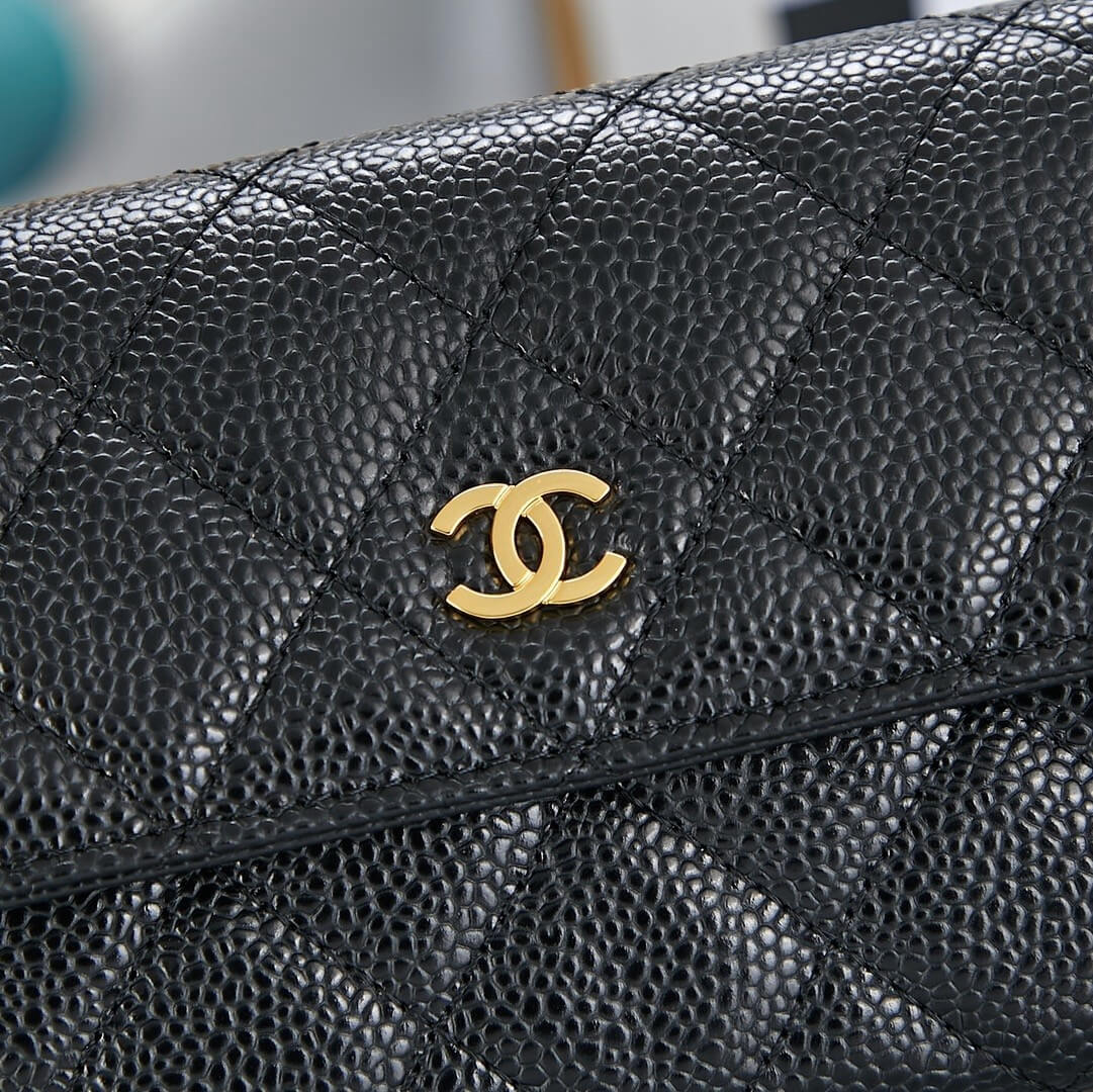 Ch*el classic long wallet